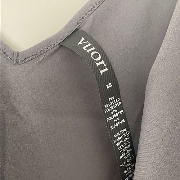 NWT. Vuori Cami V-Neck -XS - Picture 4 of 5